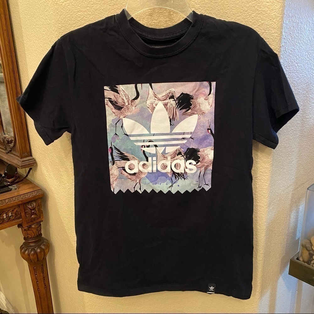 ADIDAS Graphic Black T-Shirt Size Small